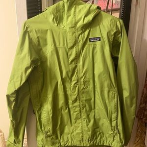 Patagonia XS rain jacket. Great condition!